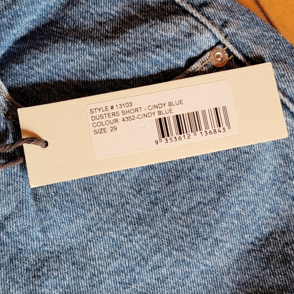 NEW Rolla's Duster Shorts - Picture 4 of 7